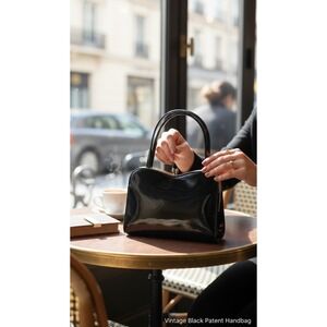 Vintage Black Patent Handbag 1960s Style Kiss Lock Frame Structured Evening Bag